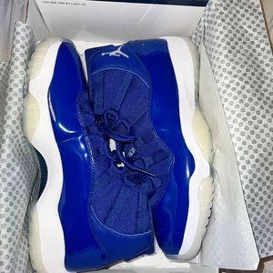 Air Jordans 11 Retro men’s size 13 BNWOT make me an offer!